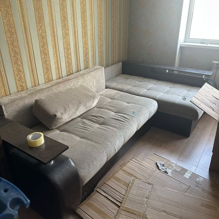 Диван для гостиной