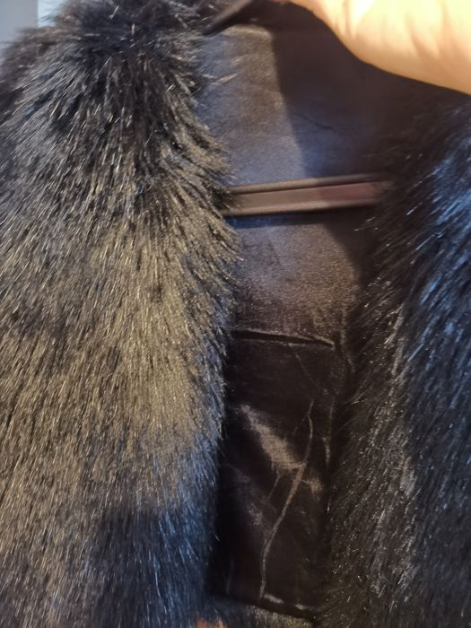 Дамски елек с косъм