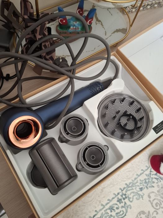 Продам фен Aulandi в отличном состоянии новый