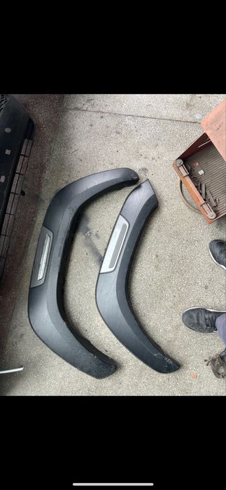 Piese Toyota Hilux , bara ,bandouri ,faruri ,protectie bena etc