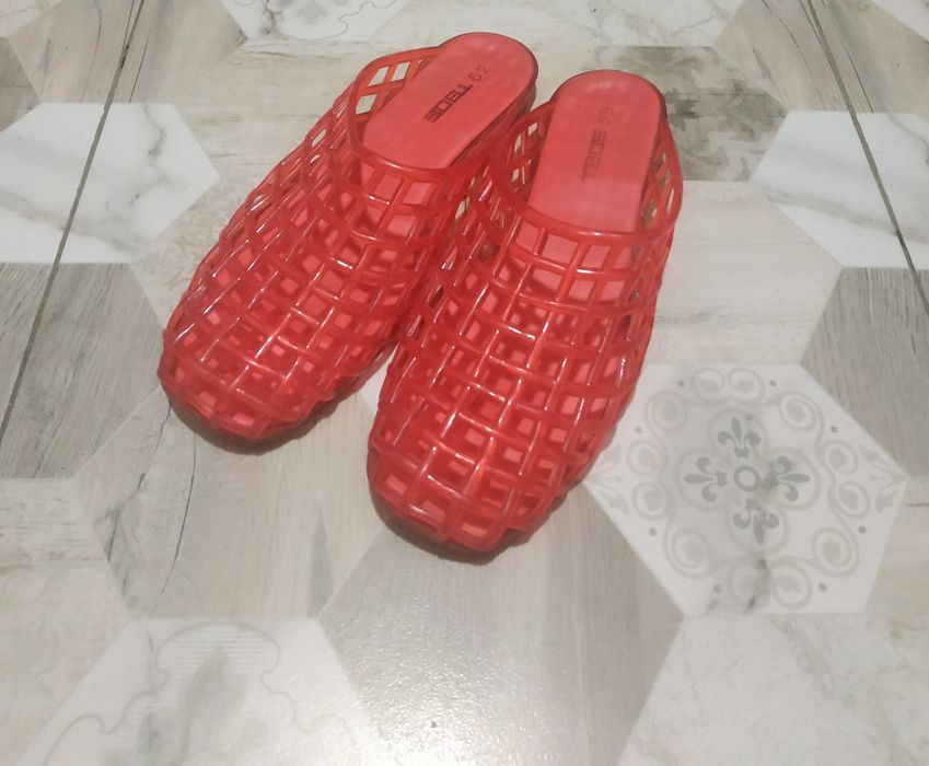 Обувь женская летняя