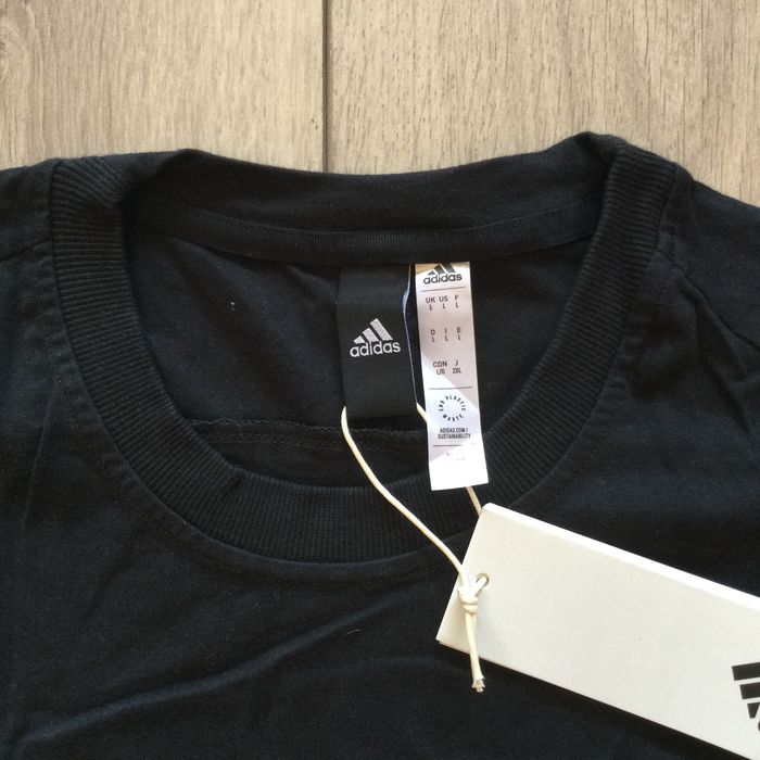 НОВА 100 % оригинална черна мъжка тениска ADIDAS ZNE размер L от САЩ