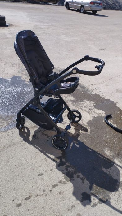 Продам коляску с люлькой