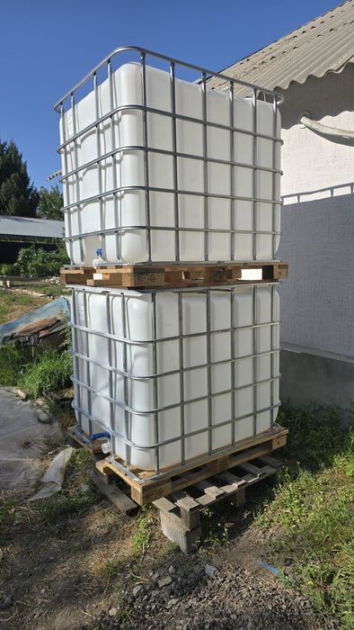 Продам Кубовые бочки