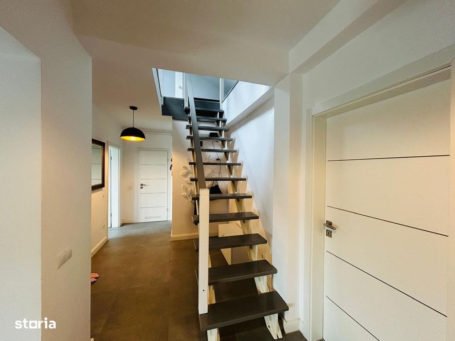 Apartament 3 camere cu POD amenajat - zona Simpa, C. Arhitectilor