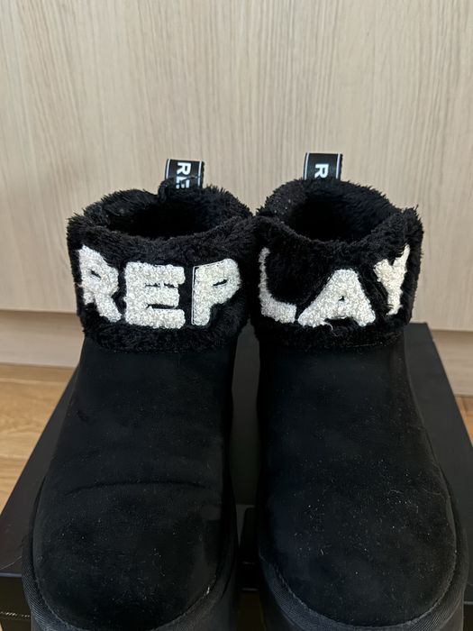 Черни боти replay