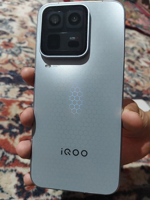 Смартфон IQOO 15 ULTRA 16 ГБ/512 ГБ серый