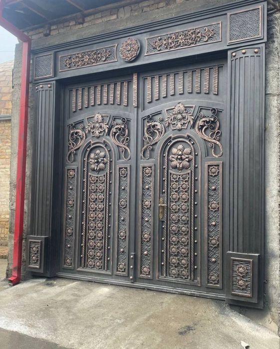 Darvozalar Panjaralar Naves Perila