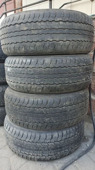 Продам комплект шин r18