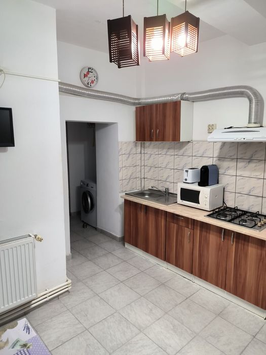 Cazare muncitori Constanta Valu lui Traian paturi single bucatarii