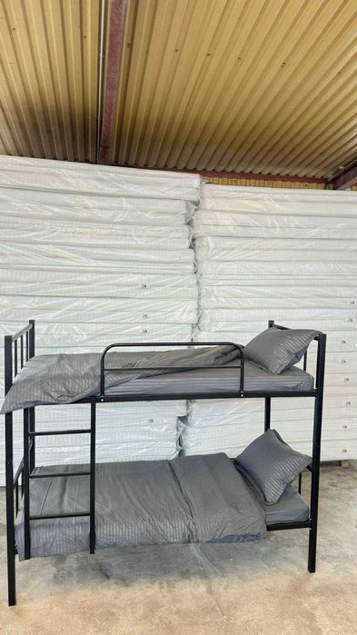 Paturi Metalice suprapuse ideale pentru muncitori ! In stoc !