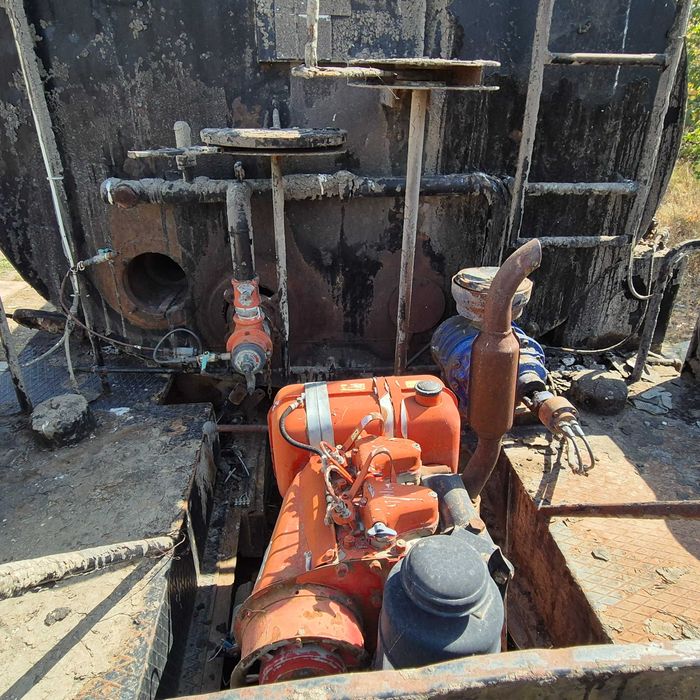 Гудронатор-Битумовоз Мерседес