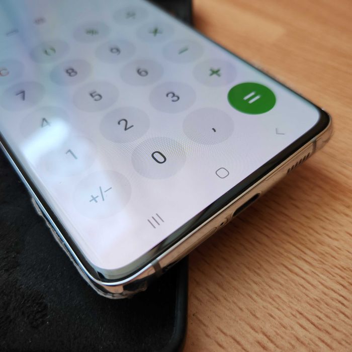 Samsung Galaxy S21 Ultra - are 2 sapt