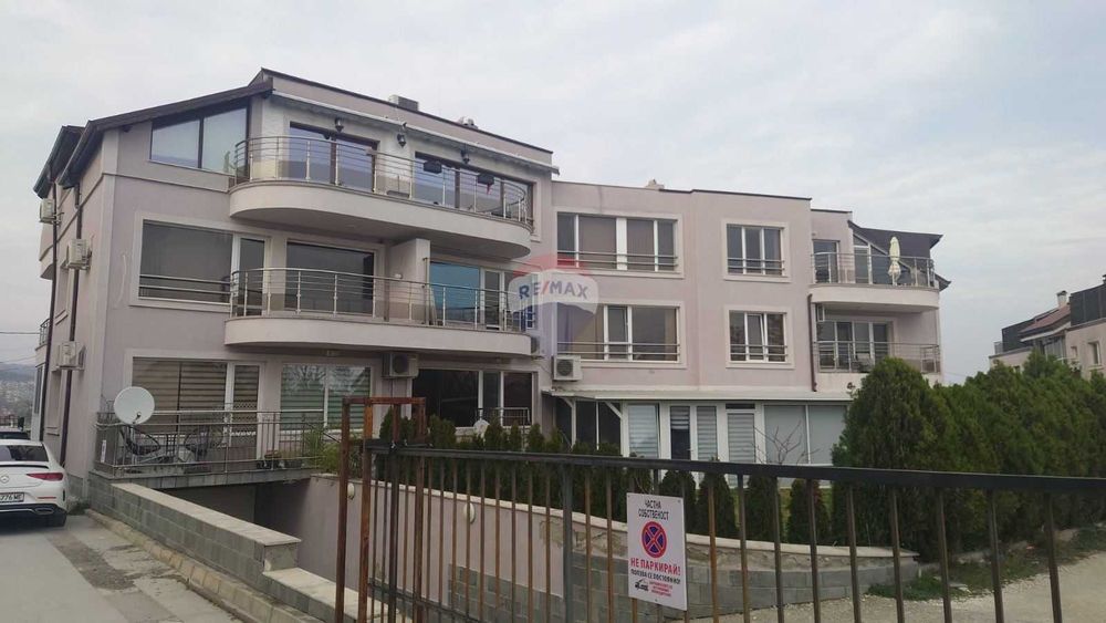 Тристаен апартамент за продажба,гр.Варна, Траката,Панорама море,тухла