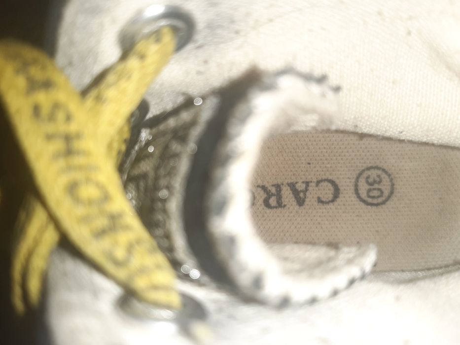 Срочно продам детские кеды