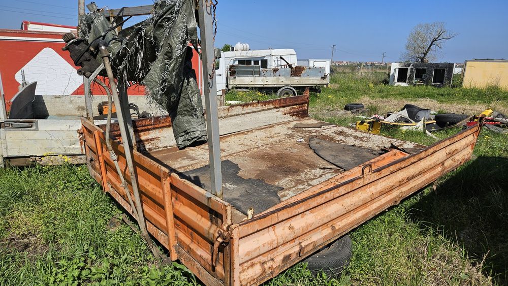 Самосвален   кош от mercedes 609