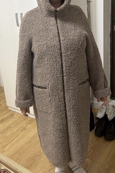 Продам женскую дубленку