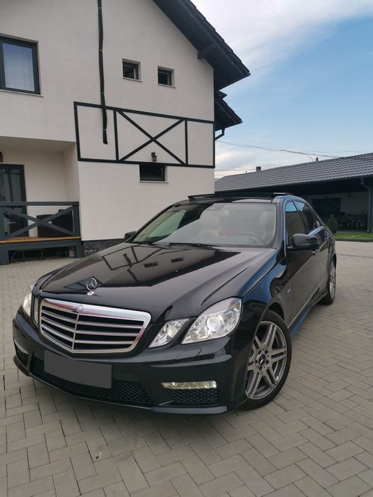 Mercedes-Benz E250 CDI W212 Avantgarde – Pachet E63 AMG – Distronic – Harman Kardon – Panoramic