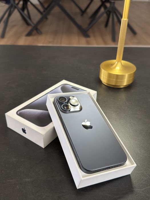 iPhone 15 PRO 256GB Albastru