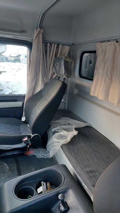 SHACMAN тягач (без пробег срочна вариантга)