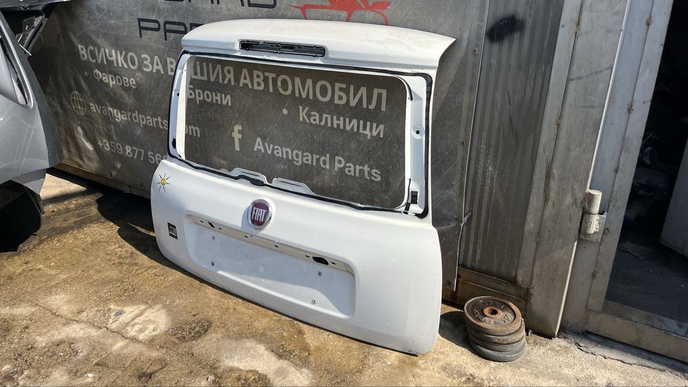 2 броя Багажна врата Fiat Panda 3
