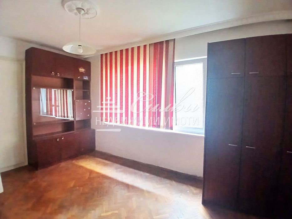 Продава се Двустаен апартамент в Шумен, Военно училище - 50 кв.м за 1581 €/кв.м - Снимка #6