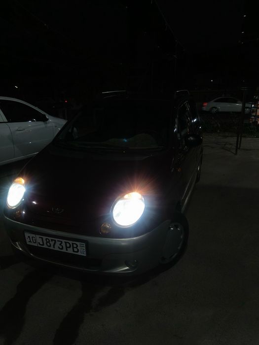 Matiz best (ispanskiy krasniy)