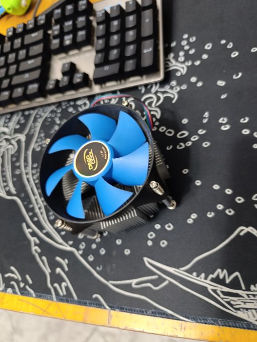 кулер для процессора + креплении