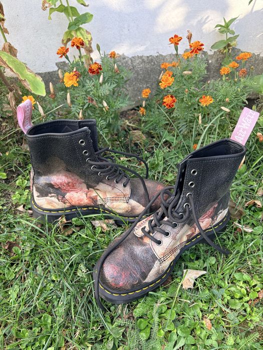 Dr. Martens, 39 номер, нови