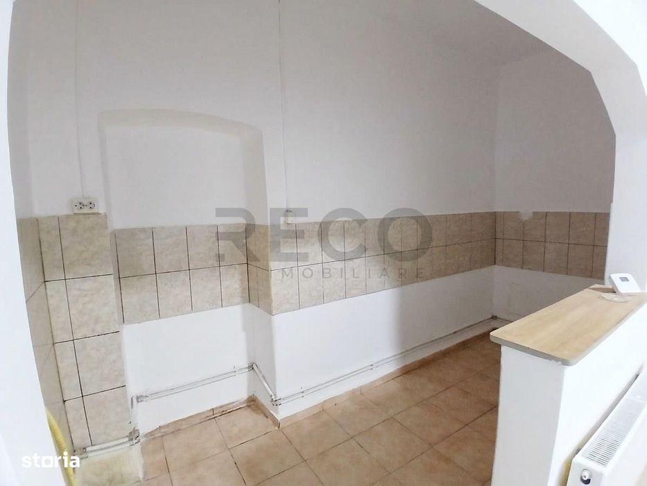 RECO Apartament cu 3 camere si curte 104 mp pe Calea Clujului — fotografia 3