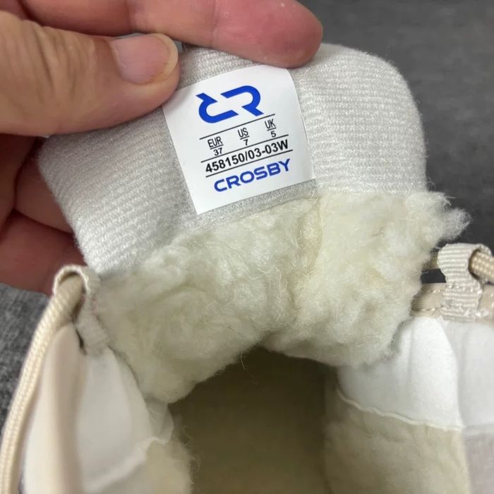 Дутики женские бежевые