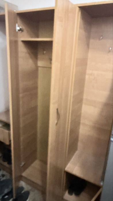 Продам шкаф для прихожей
