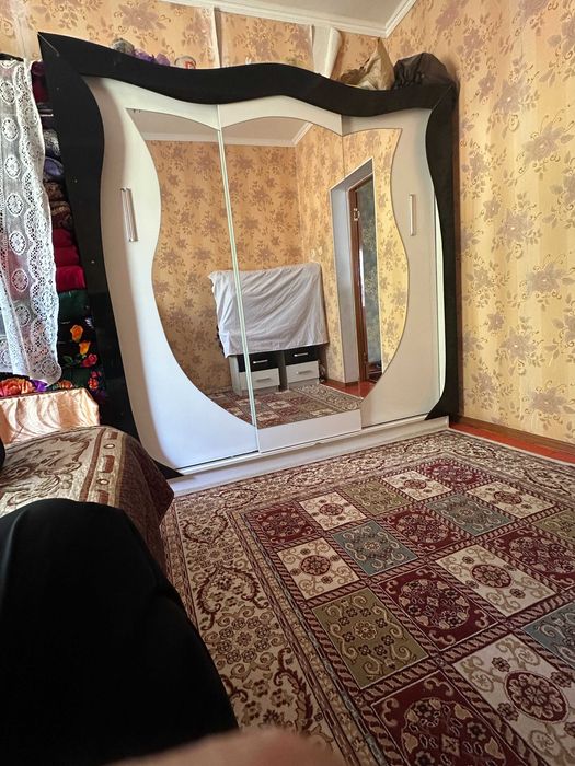 Шкаф , комод и тумбы