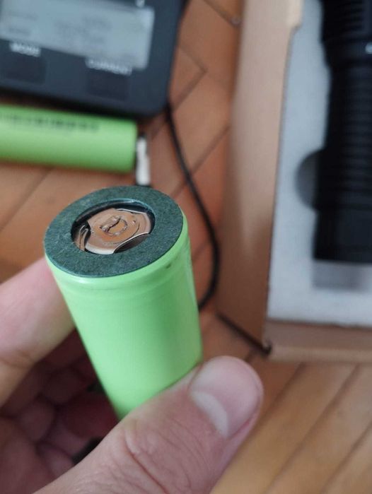 Convoy L8 cu Led SBT90.2  cu acumulator 26800 - USB C