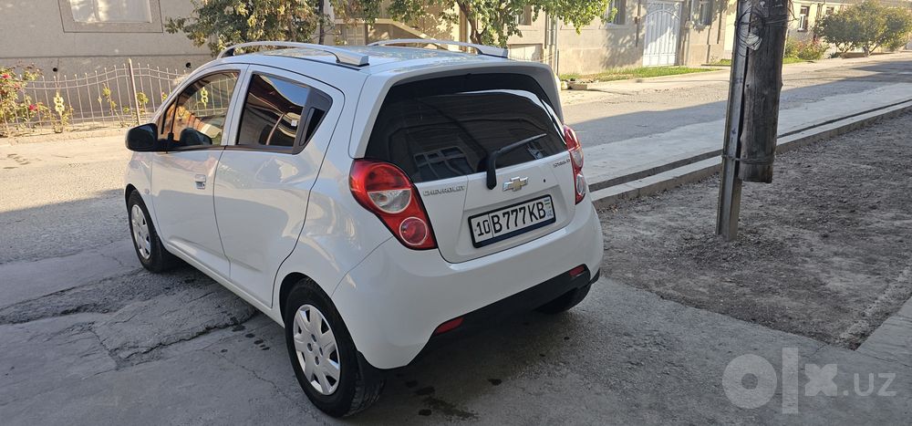 Pul topar mashina Sotiladi.