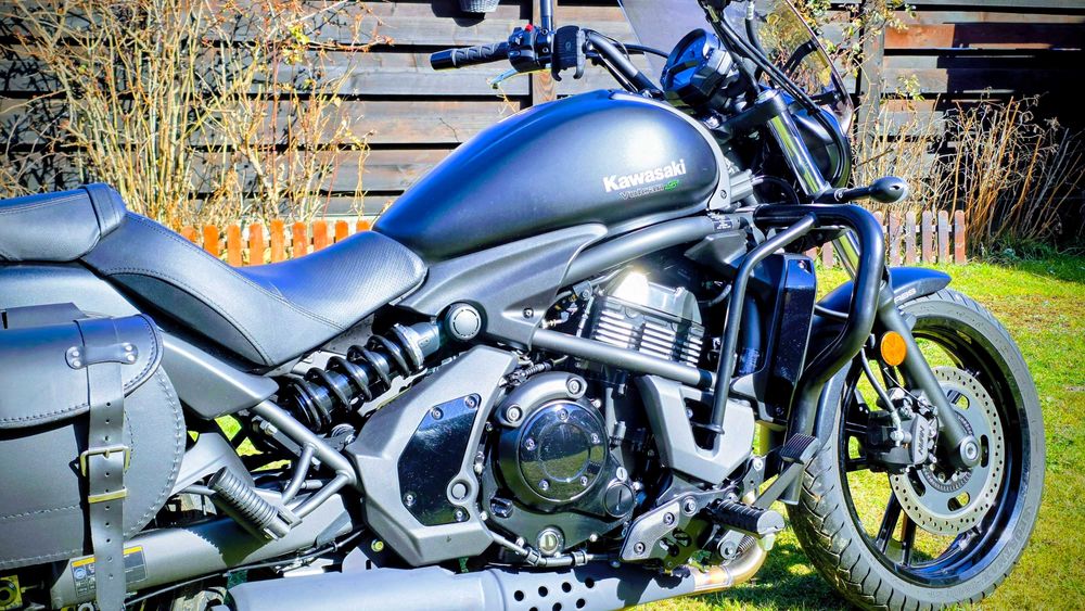 Vând Kawasaki Vulcan S 650 ABS - Model 2023 - foarte întreținută