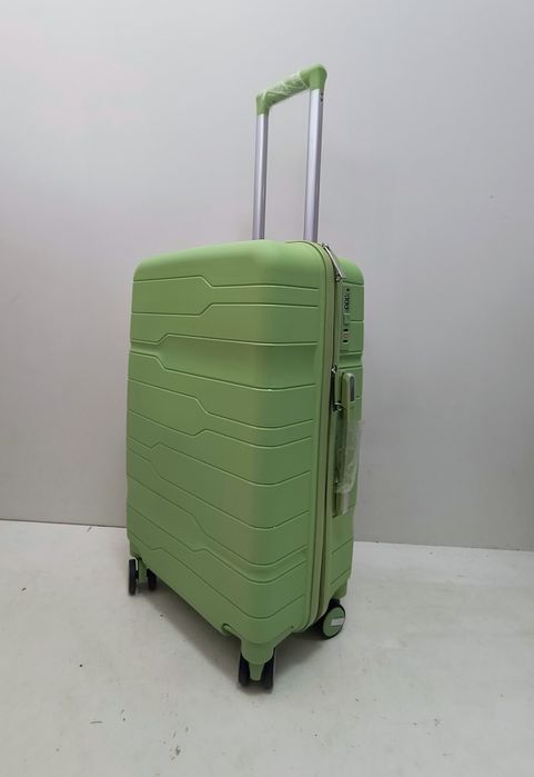 Куфари от полипропилен в среден и голям размер ( безплатна доставка/