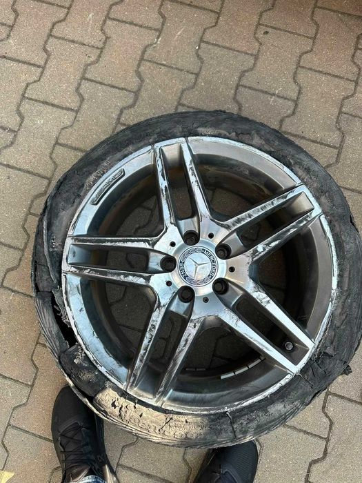 Mercedes-AMG 18" джанта – W212