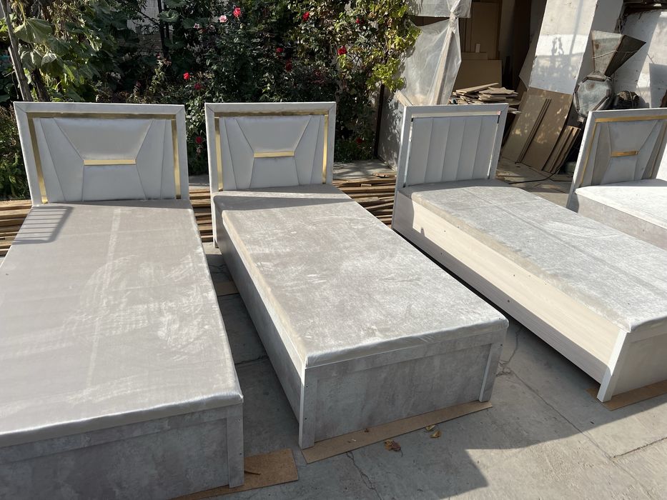 Кровать кровати