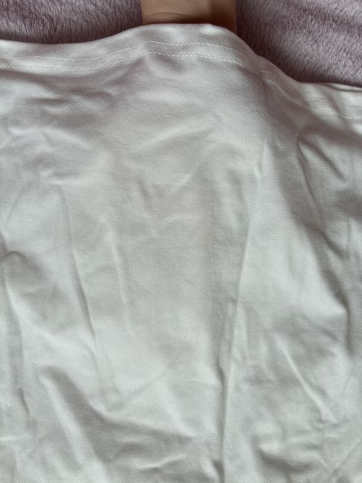 Бяла блуза а дълъг ръкав