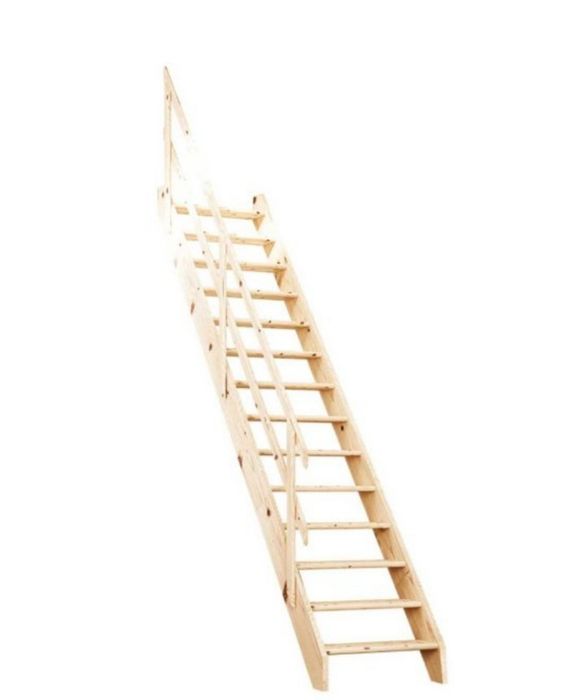 Дървена стълба интериорта