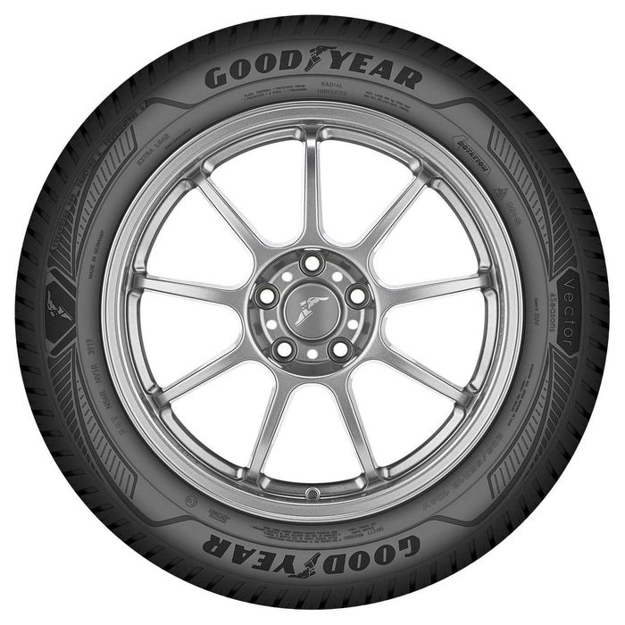 Гуми Goodyear Vector 4Seasons GEN-3 SUV ROF XL M+S 255/55 R18 109W DOT2022 Като нови