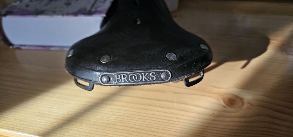 Saua piele Brooks