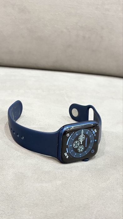 Apple whatch Series 6 44 мм