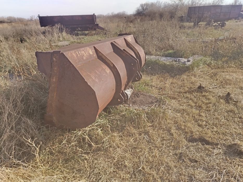 На трактор, Ковш ты 150