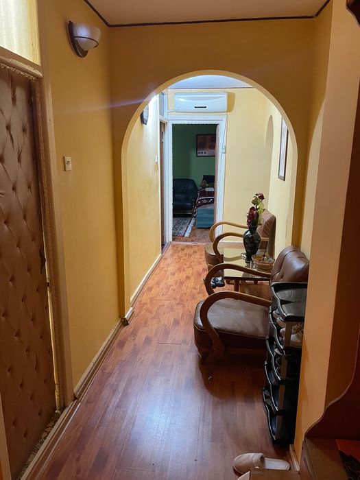 Apartament 4 camere cu 3 băi -  Giurgiu