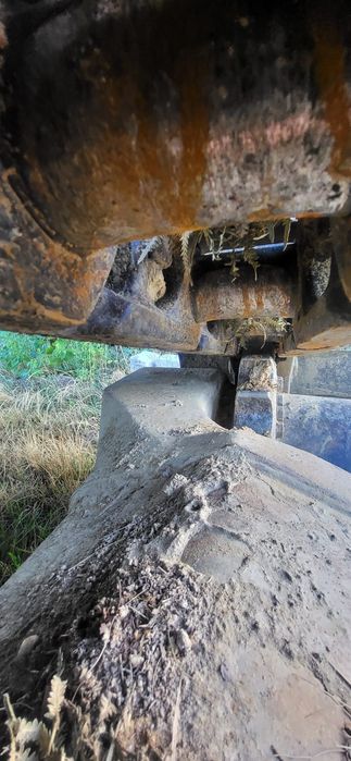 Vând excavator Liebherr 916 în perfecta stare de functionare