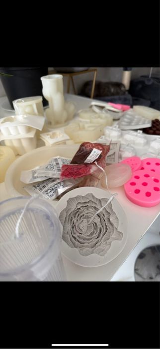 Matrite din silicon pentru ceară