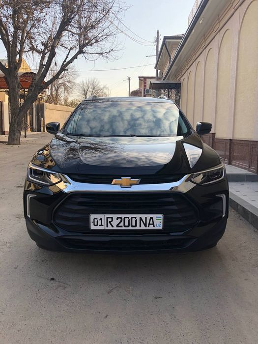 Tracker сотилади. Холати идеал