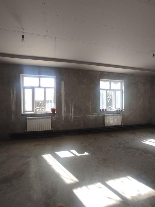 Hovli sotiladi 3 sotik srochna